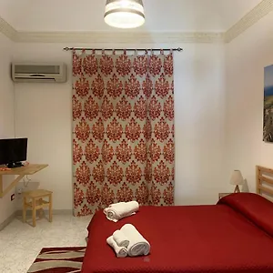 https://appartamento-giulia.sicilyhotelsitaly.net